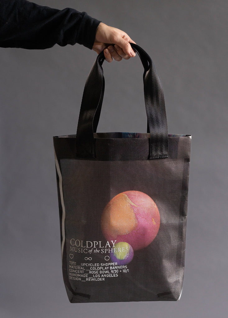 THE SPHERES TOTE