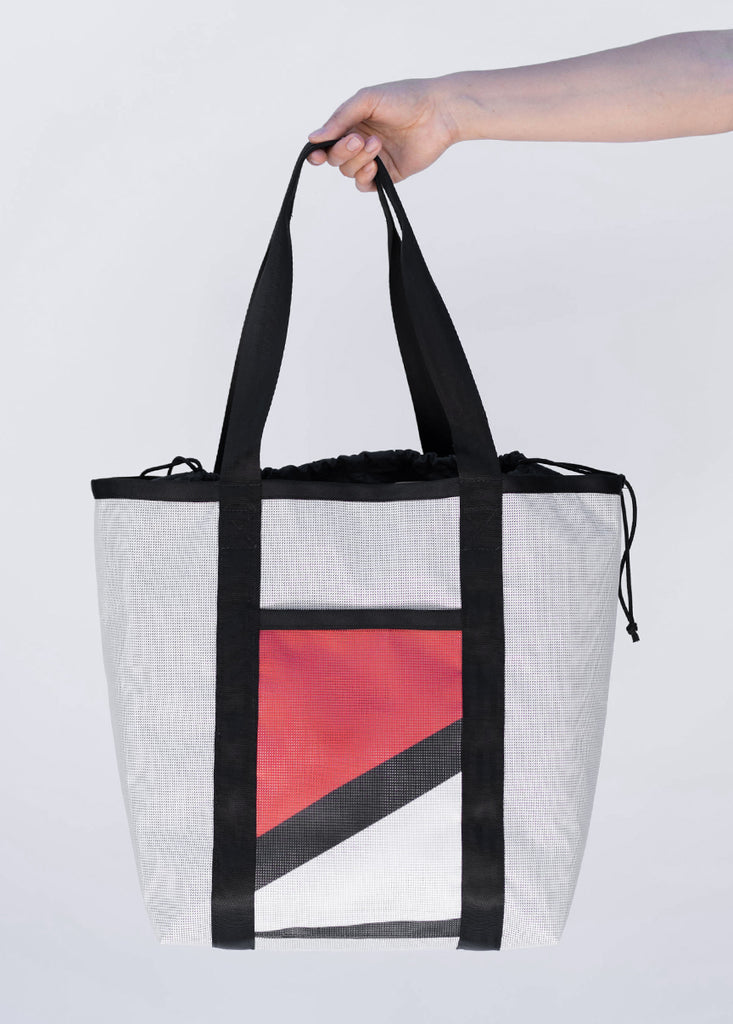 DAY TRIPPER TOTE