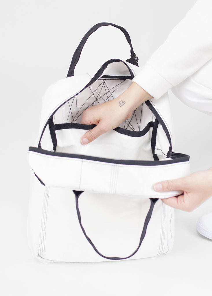 AIRBAG BACKPACK WHITE